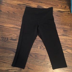 Old Navy Black Crop Leggings L